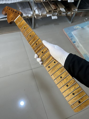 Large reverse headstock 22 frets Roasted Flame Maple guitar Neck - 第 6/13 張圖片