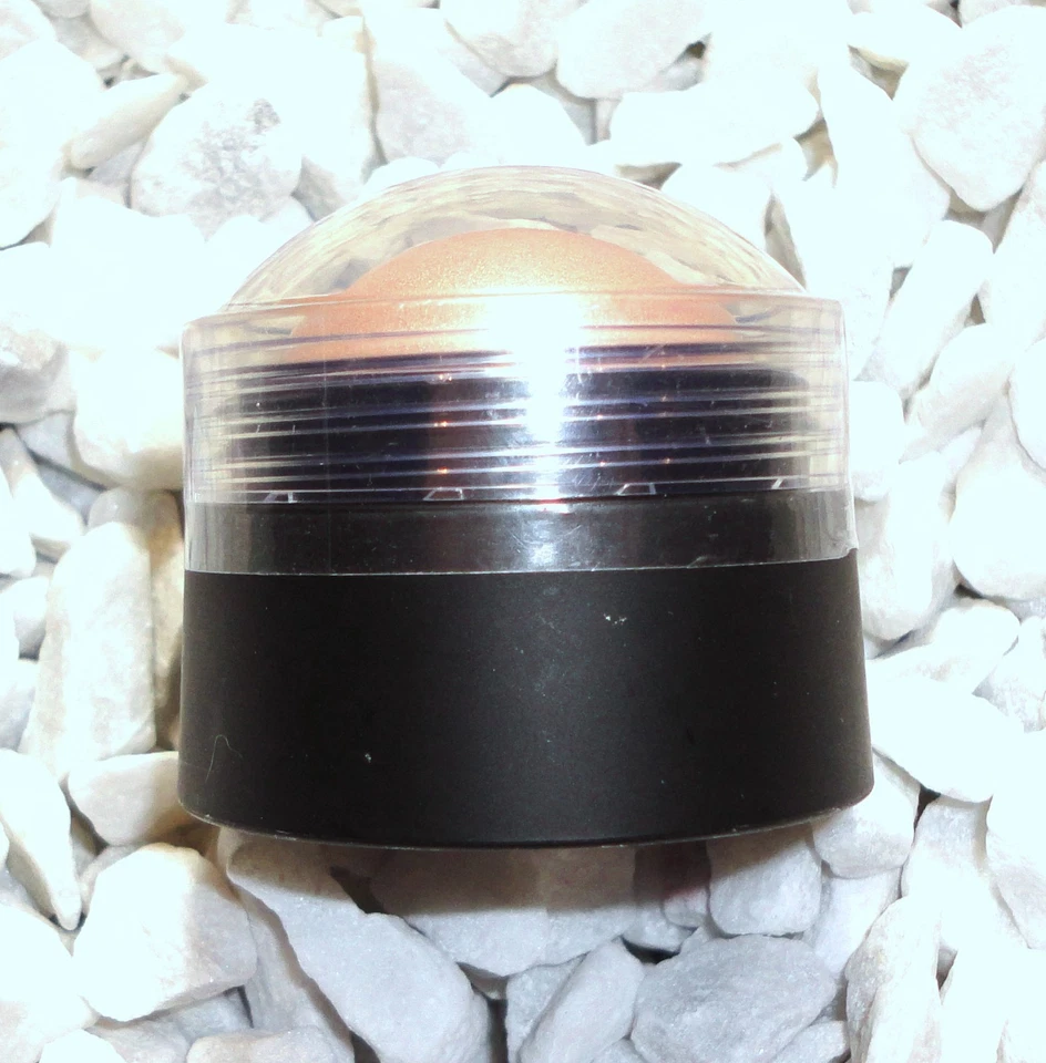 SLEEK MakeUp Strobe Dome Face Highlighter Creme Puder Farbe 1158 Pink Neu - Bild 2 von 2