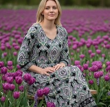 Catherines Womens 2X Long Sleeve Paisley Shift Dress Green Purple Liquid Knit