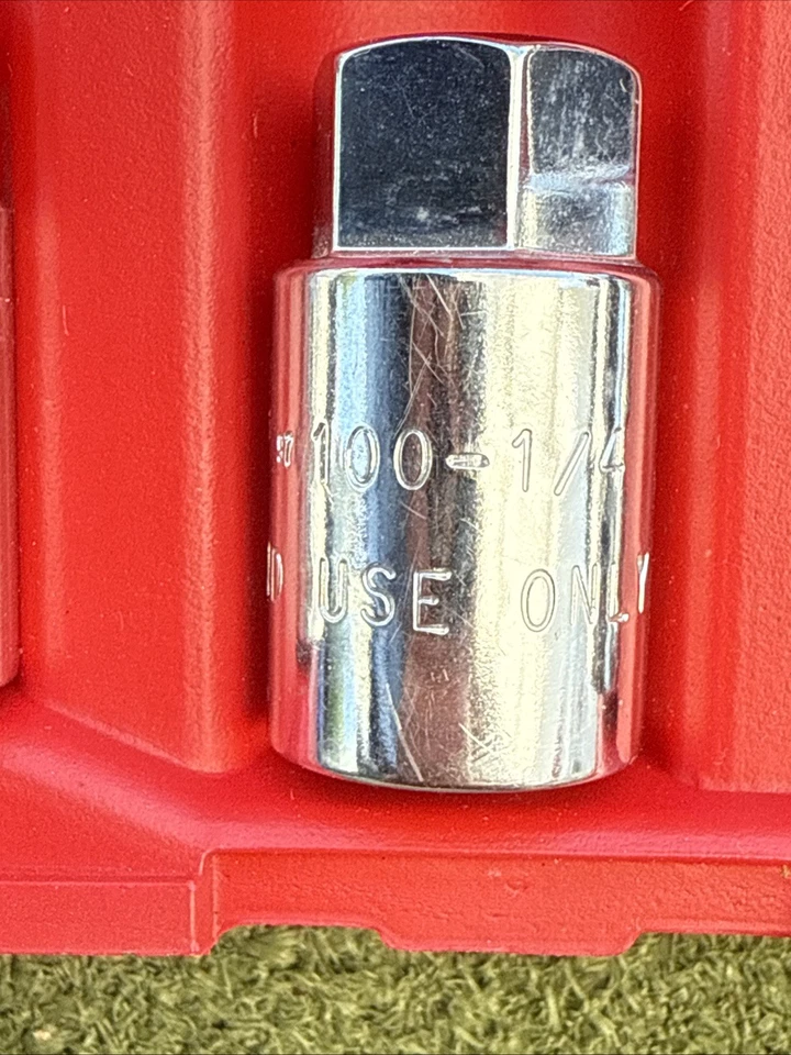 Nuevo juego de 5 piezas AST Stud Ex/in Set. Con 2 tallas extra usadas total de 7 tallas Foto 4 de 4