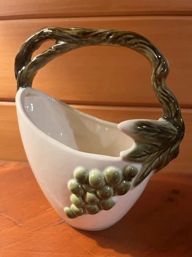 Vintage Hull Pottery Tokay Handled Basket With Green Grapes c1950