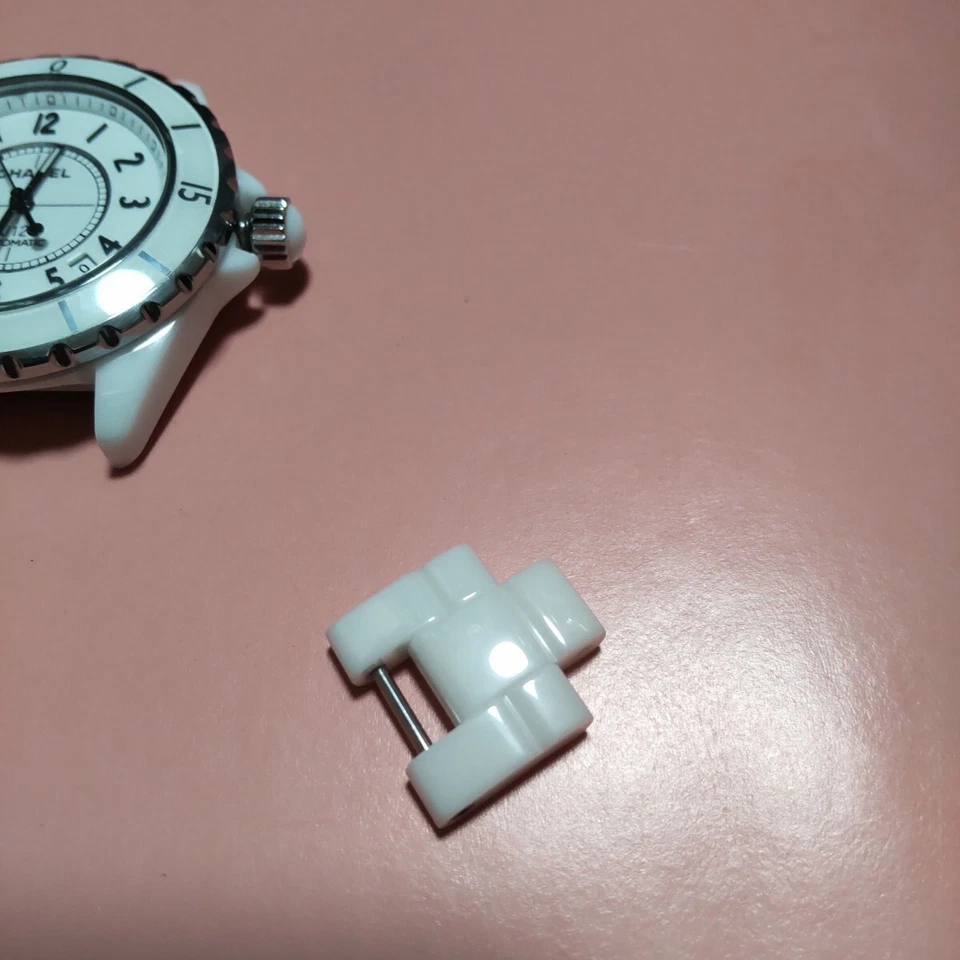 Chanel J12 White Ceramic Bracelet Link 1.5 Links Wh Genuine Part 17Mm Width - Image 2 of 4