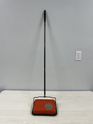 Vintage Fuller Electrostatic Carpet/Floor Sweeper Red Made in Japan S677