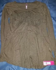 Xhilaration Women's Drop-waist Laser-cut Knit Top - Green (New)