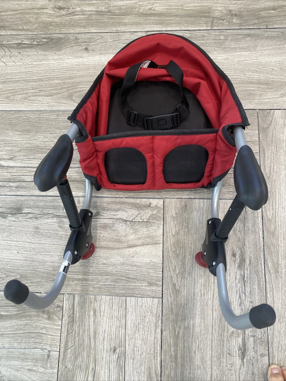 Baby Chicco Caddy Hook On High Chair Table Red Flat Fold 6-36 Months 37 lbs