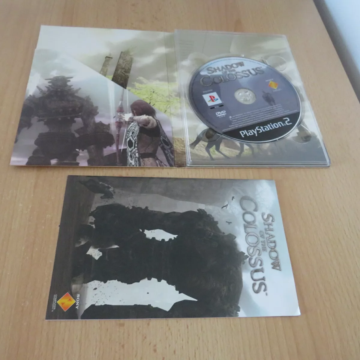 Picked up Shadow Of The Colossus again. I know it's on ps3 and 4 but I  wanted this version. : r/ps2