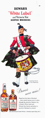 Dewar s White Label Scotch Whisky Bagpiper Clan MacIntyre Vtg Magazine Print Ad