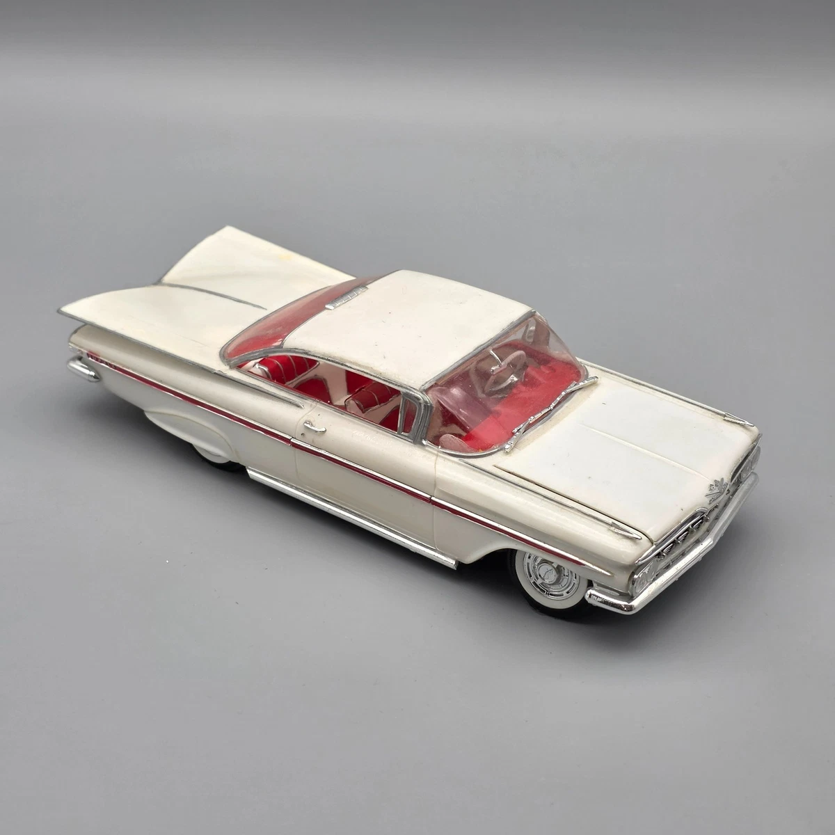 Preços baixos em 1959 Chevy Impala Modelo em Kits e Automodelos