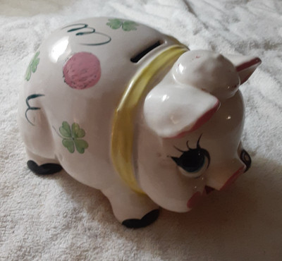 Vintage Ceramic Piggy Bank with Clover Polka Dot Design 1961 INARCO E-123 JAPAN