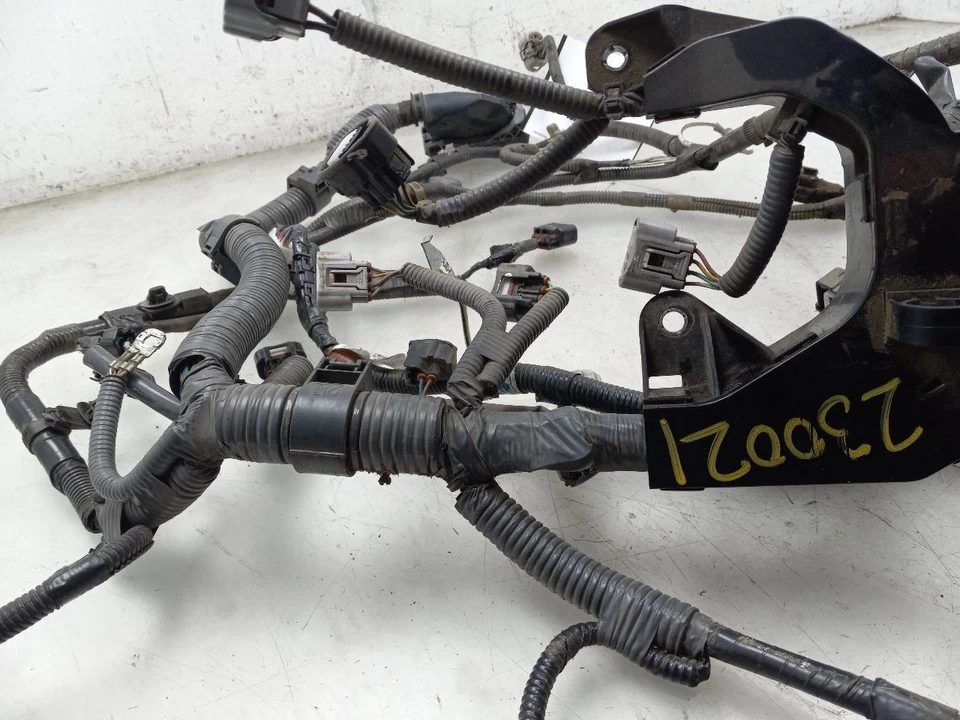 Chicote de fios para motor Toyota Prius C 12 13 14 1.5L AT 82121-52R20 - Imagem 3 de 4