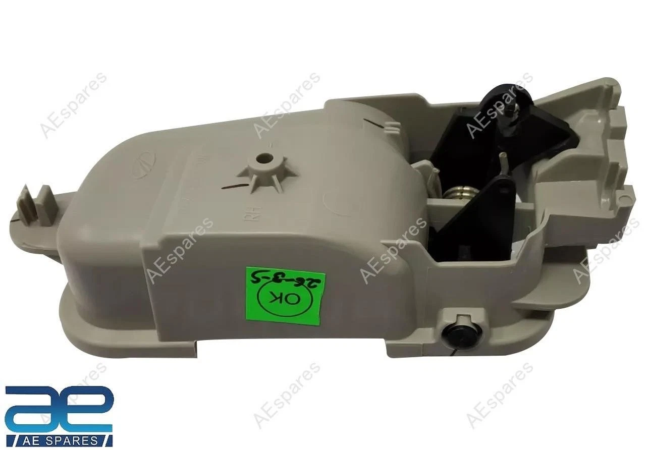 Interior Door Handle Assy RH Grey For Mahindra Scorpio 2014-Now 0114DAG01470D view 2