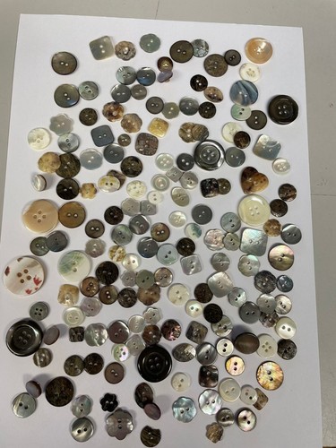 Mother of Pearl Mixed Buttons - sewing, crafts embellishments, scrapbooking, - Picture 12 of 17