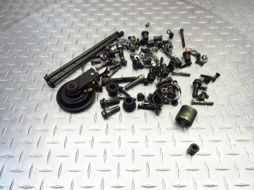 2002 02 03 YAMAHA YZFR1 R1 OEM MISC NUTS BOLTS SCREWS HARDWARE HORN LOT - Imagen 3 de 6