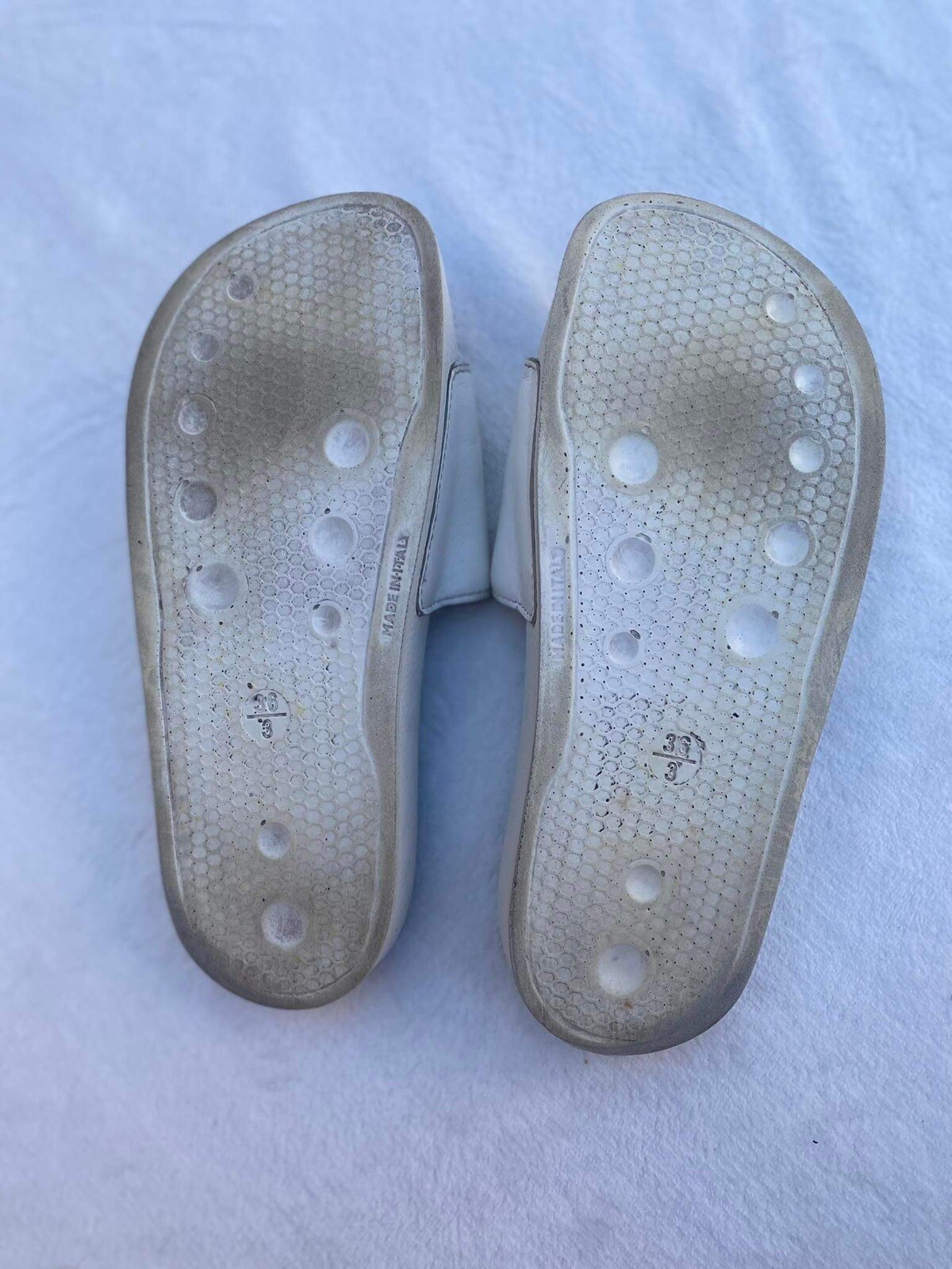 Valenza H Flat Sandal - White
