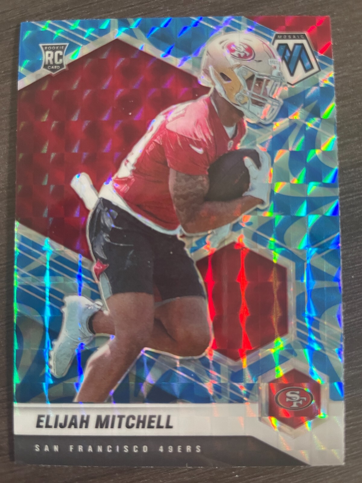 2021 Panini Mosaic Elijah Mitchell Reactive Blue Prizm Rookie RC #376 49ers