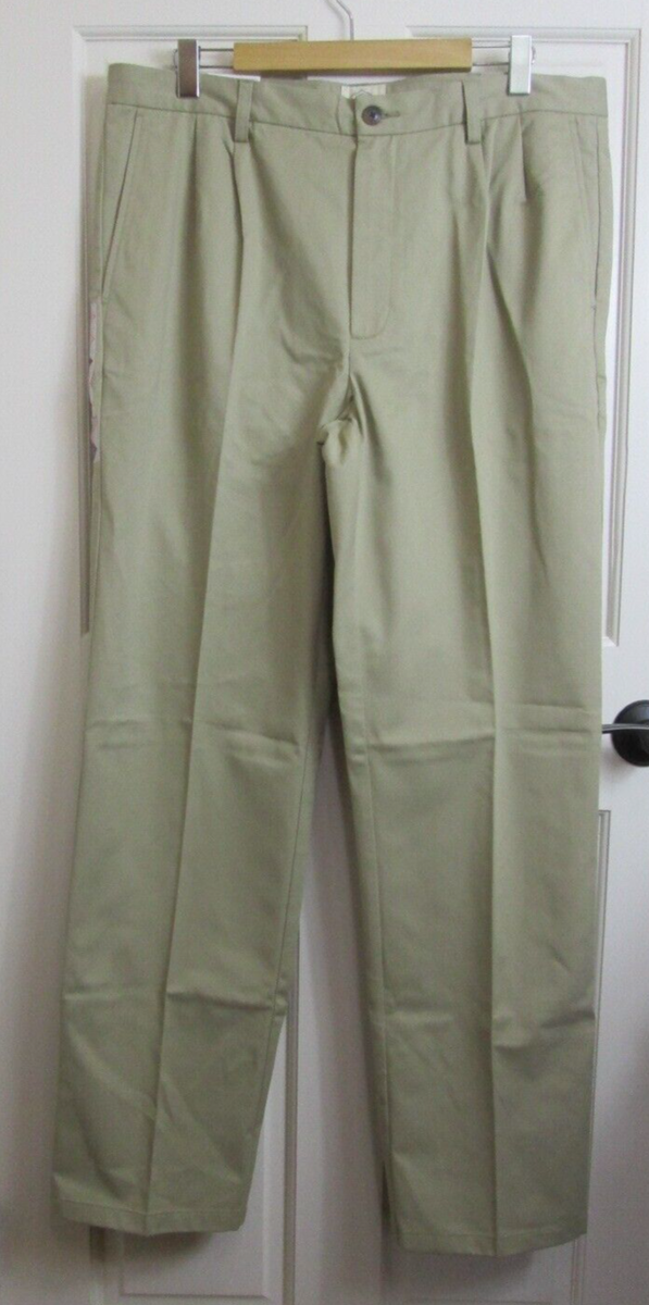 NWT St Johns Bay Pleated Khaki Pants Mens Size 38x34 Classic NWT St Johns Bay Pleated Khaki Pants Mens Size 38x34 Classic