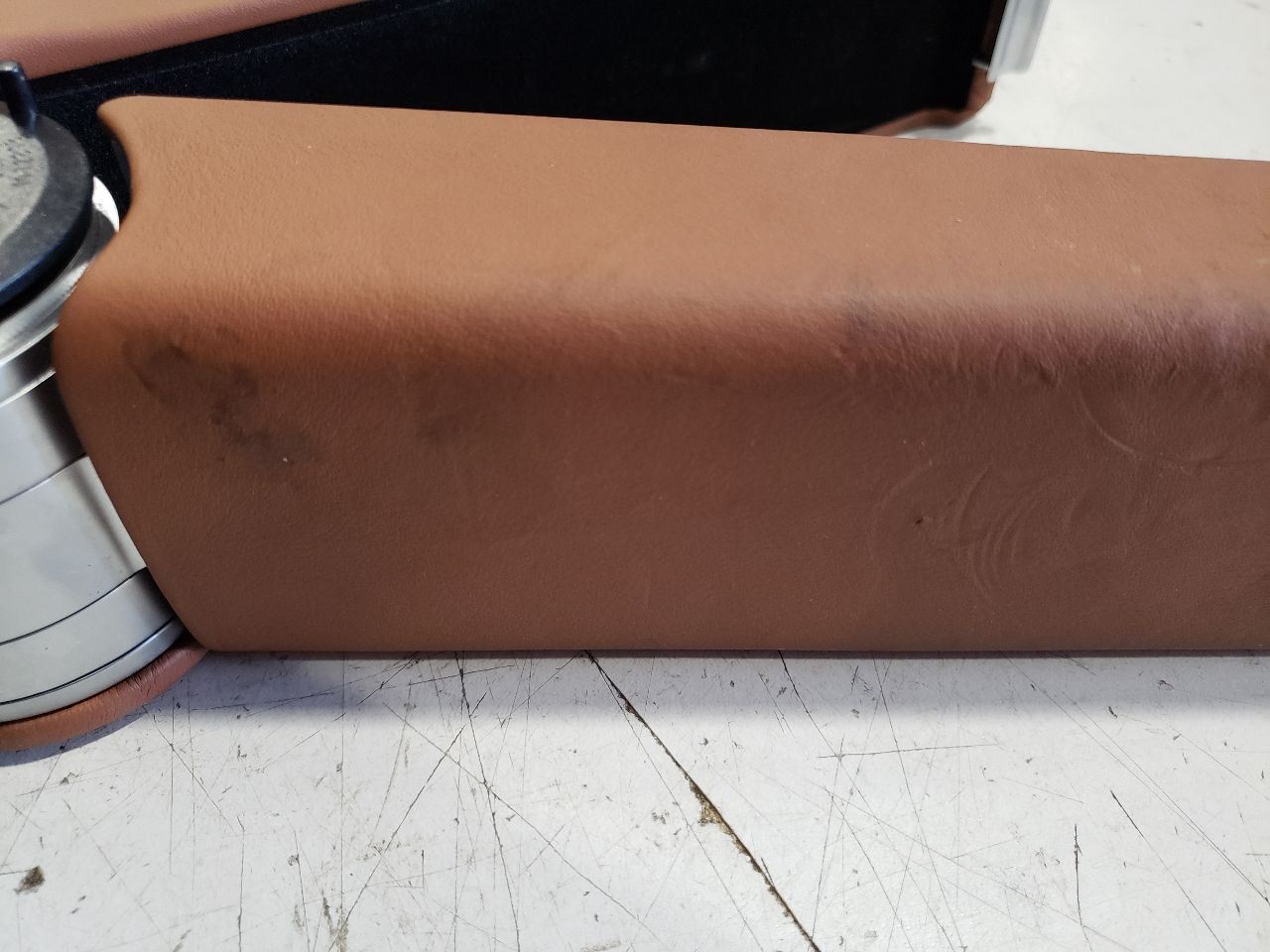 Bentley Flying Spur 2006 Front Right Armrest