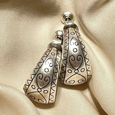 Signed Napier Silver Tone Engraved Teardrop D...