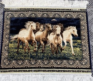 AN ATTRACTIVE  BRAND NEW 100%SILK TURKISH HEREKE RUG 1’10” X 1’7”