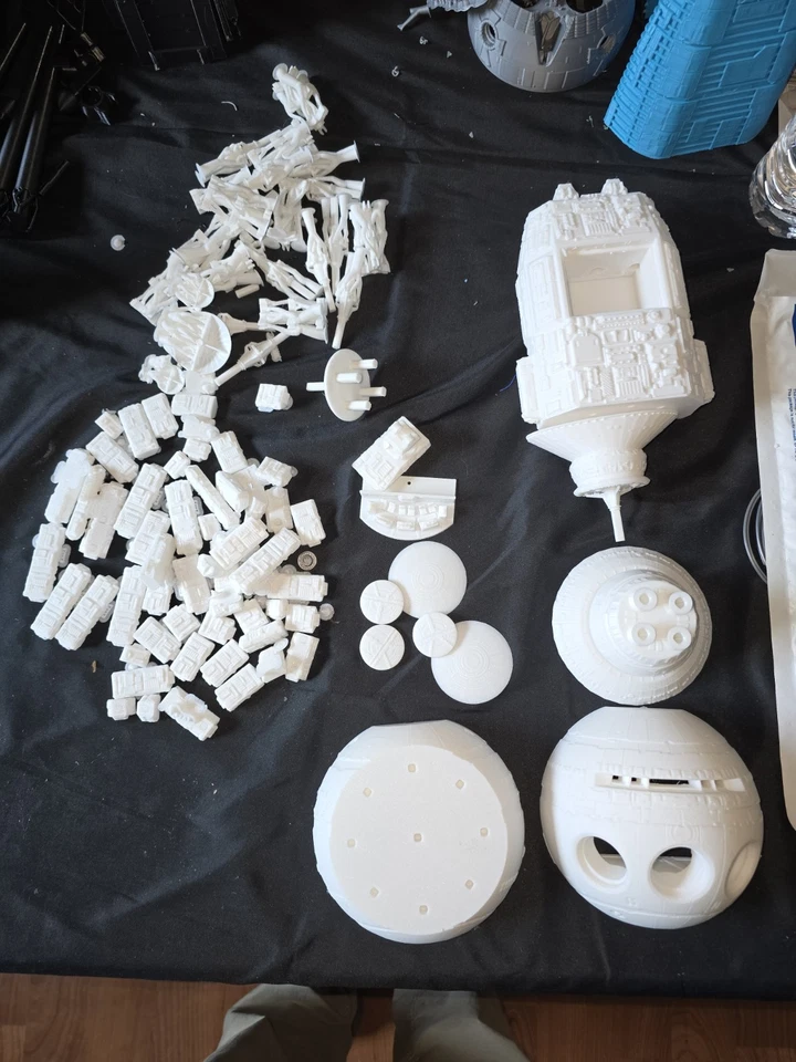 2001 A Space Odyssey ~1/128 Discovery Spacecraft 44 英寸长 W Pod 托架模型套件 — 第 3/4 张图片