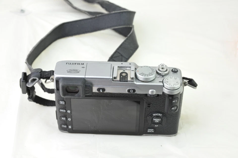 Fujifilm X-E2 16,3MP Spiegellose Systemkamera - Bild 3 von 4