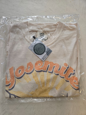 Comfort Colors, Yosemite National Park Oversized Print Graphic Tee, New with Tag