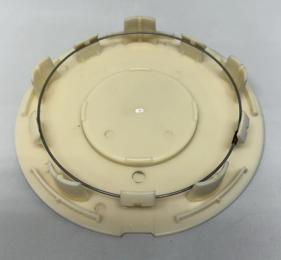 NUEVO tapacubos central para Buick CENTURY 1997-2005 15" tapacubos cubierta de rueda Foto 4 de 4