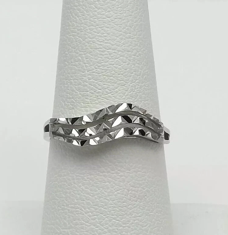 Diamond thumb shop ring
