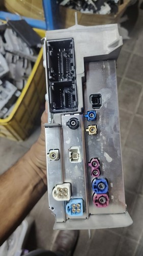 Unidad principal de radio, audio, receptor de sonido Mercerddeds-Benz A Premi... - Imagen 2 de 3