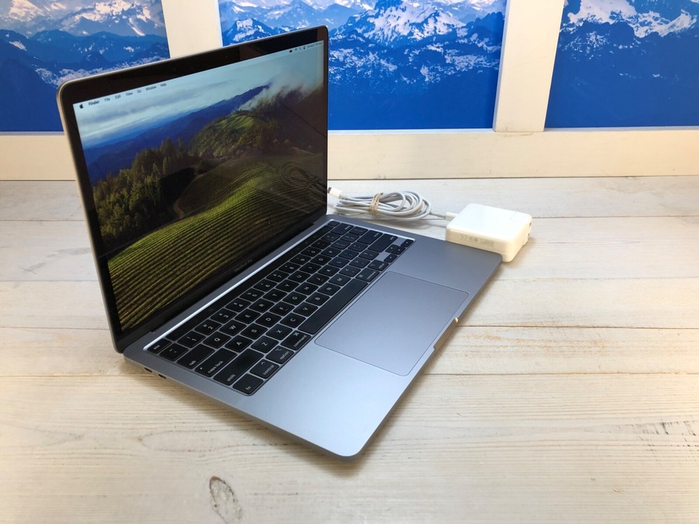 2020 Apple MacBook Pro 13