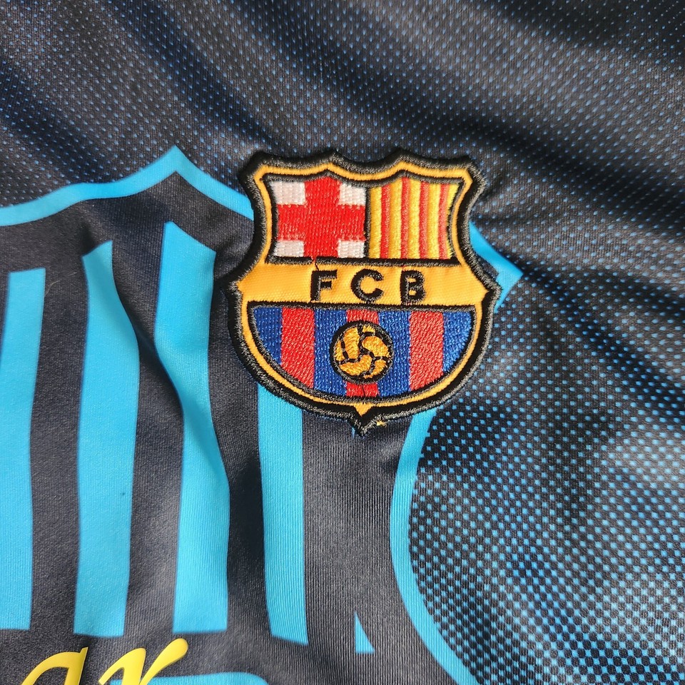 FCB Barcelona Jersey Shirt Men's Large Soccer Football Qatar Foundation