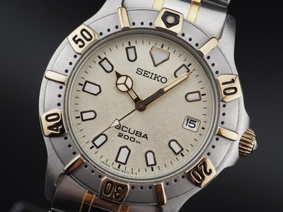 Vintage 1994 NEAR MINT Seiko Scuba 200 7N35-6010 champagne Quartz Mens Watch JPN