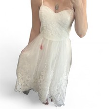 Brand New Chi Chi London Size 8 Princess Formal Dress 