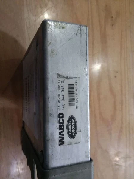 Chasis ECM ABS Discovery tablero derecho SD compatible con 96-99 Land Rover 1775964 Foto 2 de 4