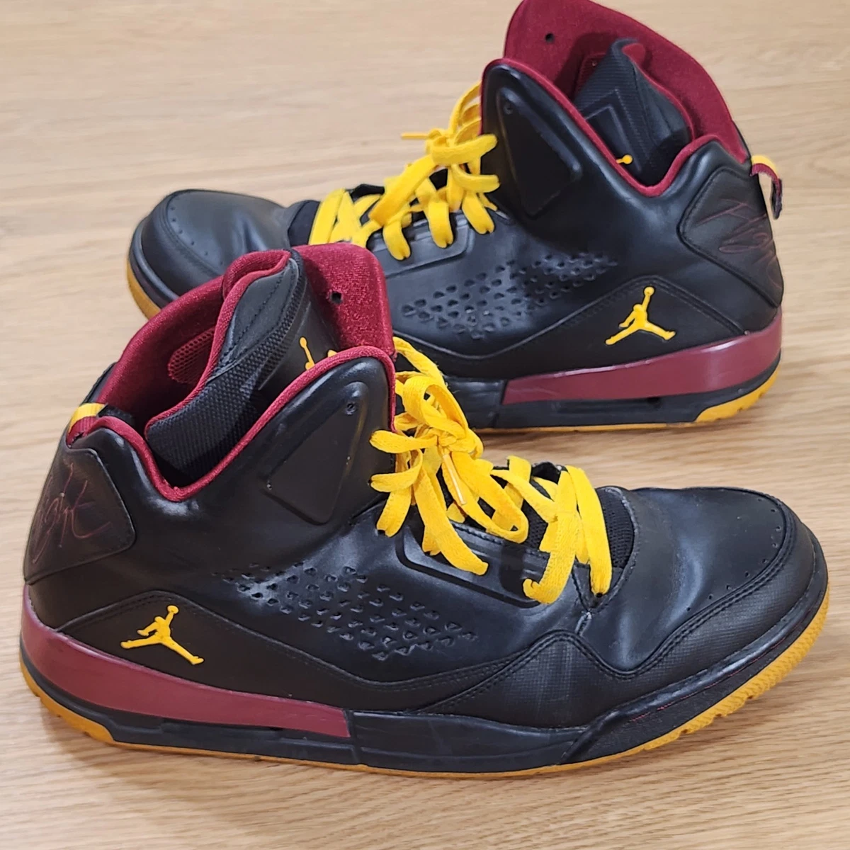 Jordan SC-3 Black Gold Red for Sale | Authenticity Guaranteed | eBay