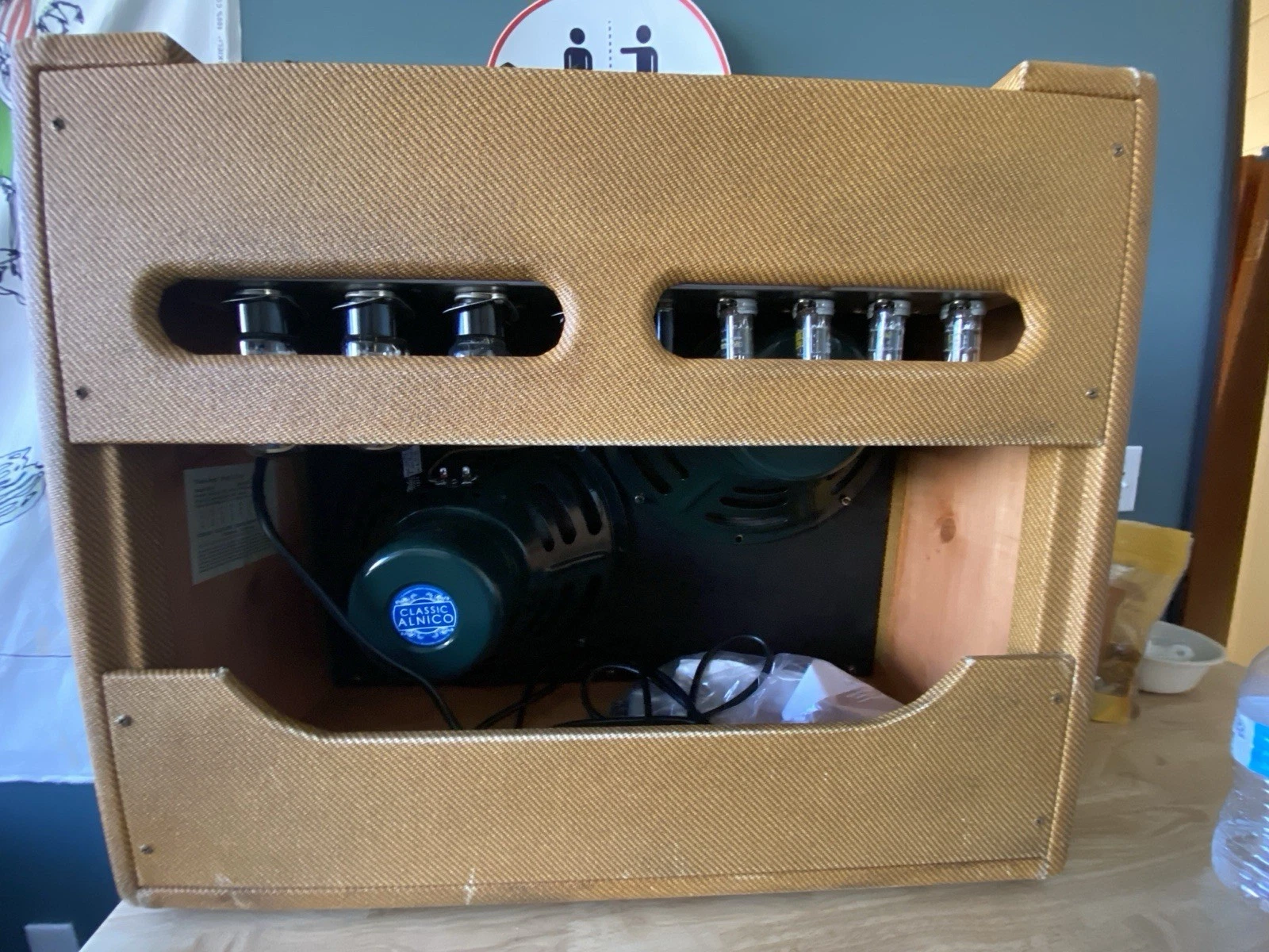Picture 4 of 24