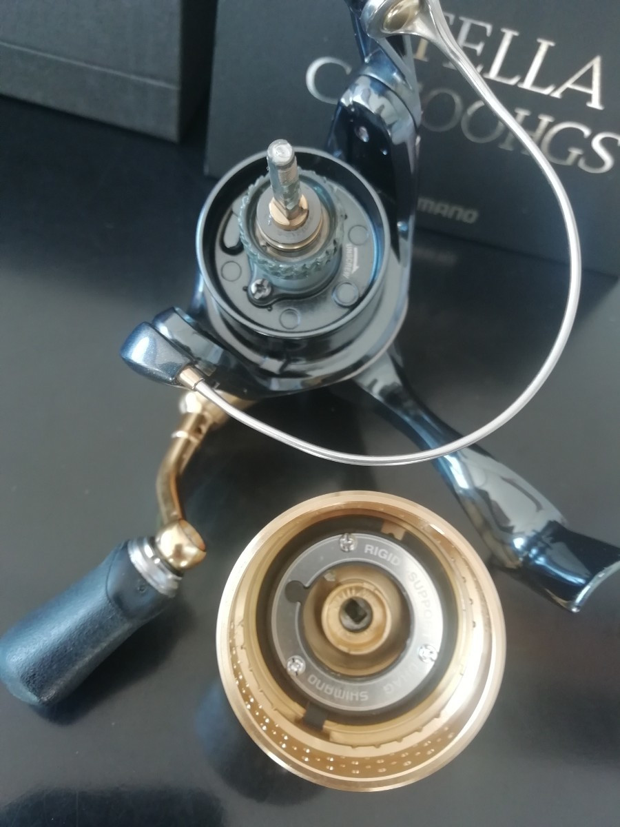 Rare Count Shimano 10 Stella C2500Hgs High Gear Made In Rare Count Shimano 10 Stella C2500Hgs High Gear Made In