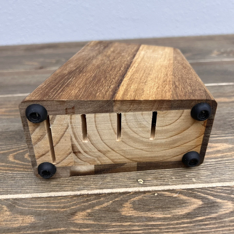 Bloque de madera para cubiertos The Pioneer Woman Breezy Blossom tiene capacidad para 4 cuchillos Foto 4 de 4