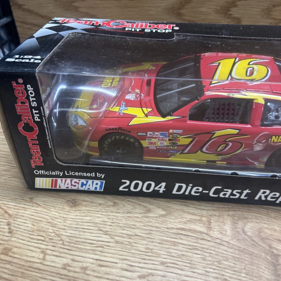 Greg Biffle #16 Guardia Nacional Liga de la Justicia Flash 1/24 Equipo Calibre 2004 Foto 4 de 4