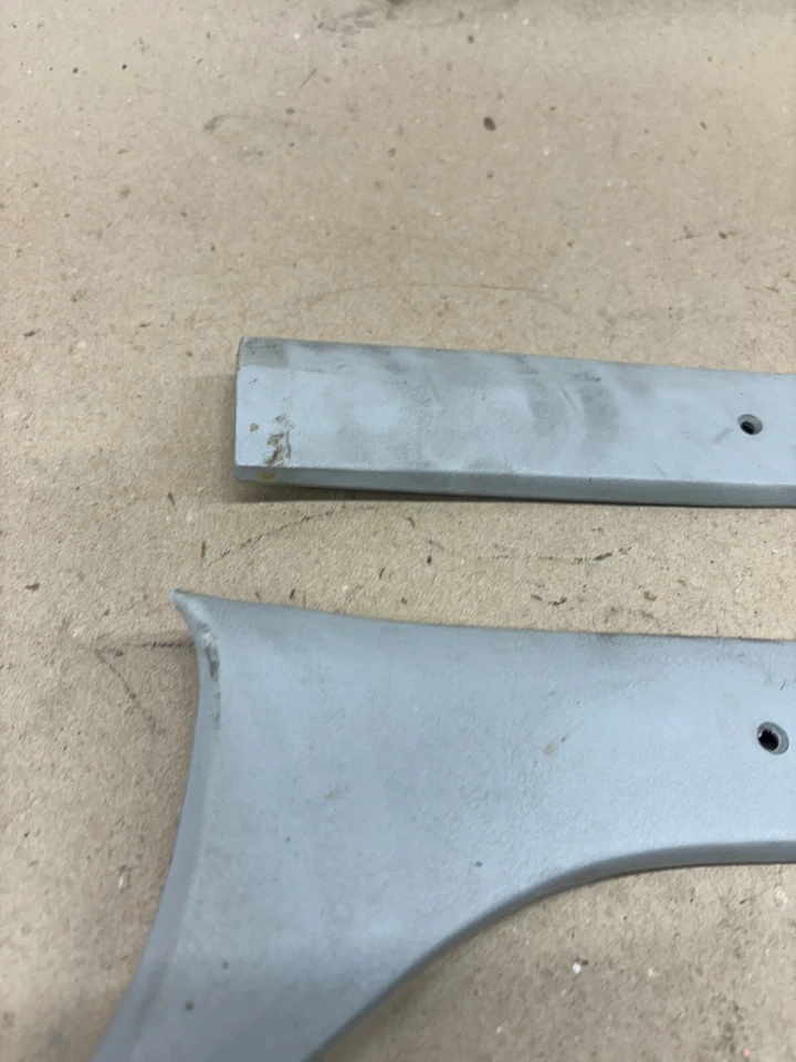 81 89 91 1993 Dodge Ram Truck D250 W350 W150 parabrisas poste pilar moldura par 89 Foto 3 de 4