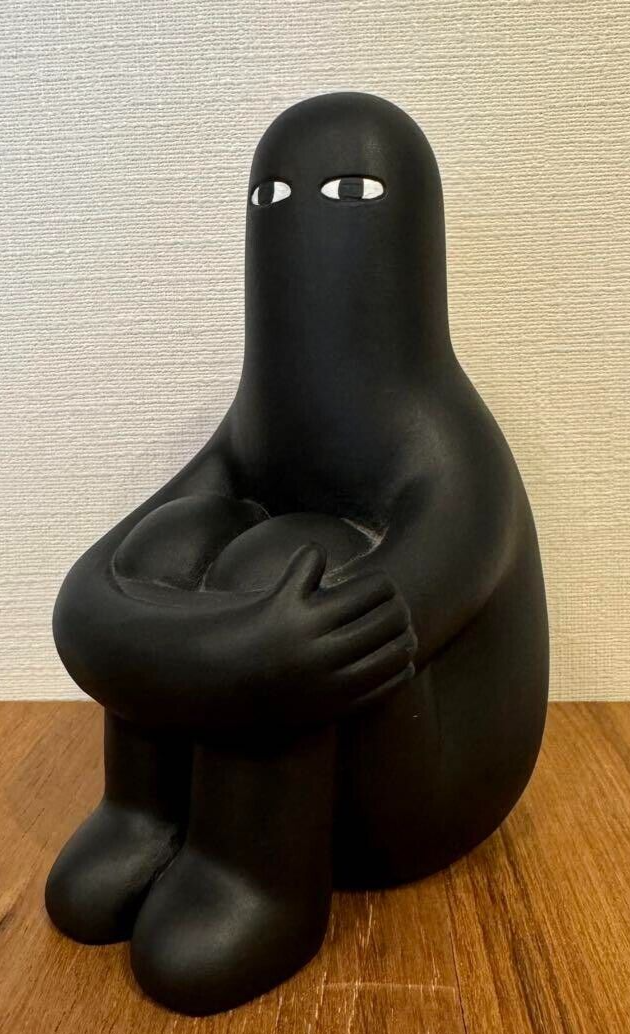 Extremely Rare LY Painter - Ly LUV. ED16 Signed Original Figure