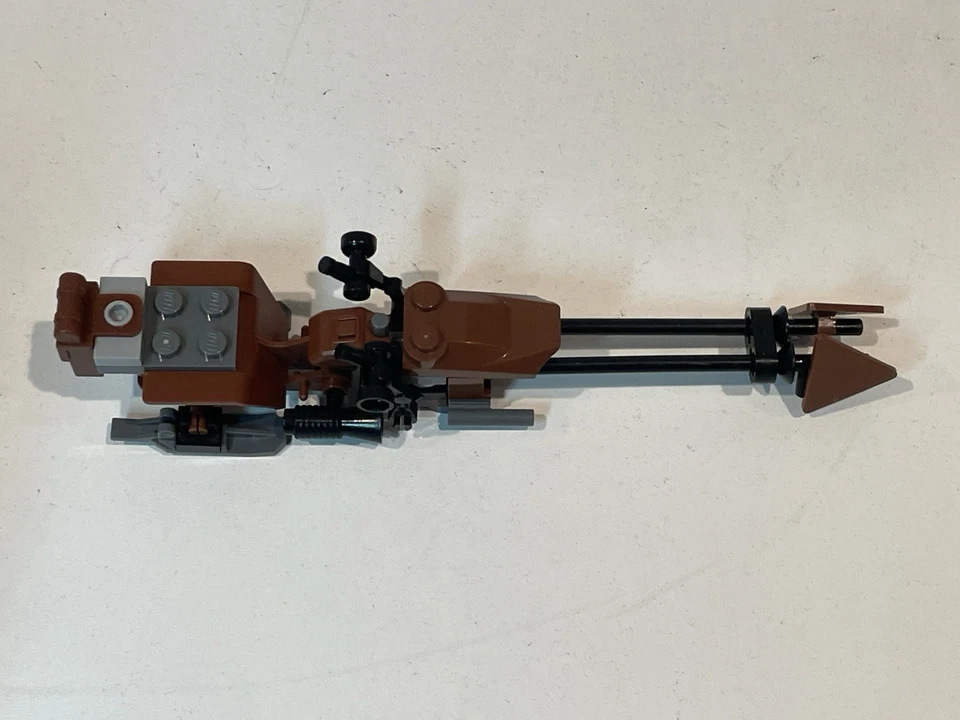 Lego Star Wars Ewok Attack 7139 y Speeder Bikes 7128 Vehículo Completo Foto 2 de 4