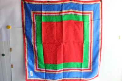 YVES SAINT LAURENT foulard soie (43809) - Photo 1/3