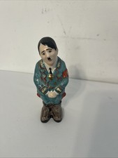 Porcelana. Figura. Caricatura. Estatuilla. Rusia 2002.