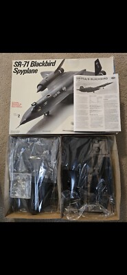 1/48 testors sr-71 blackbird 1:48 Scale Model