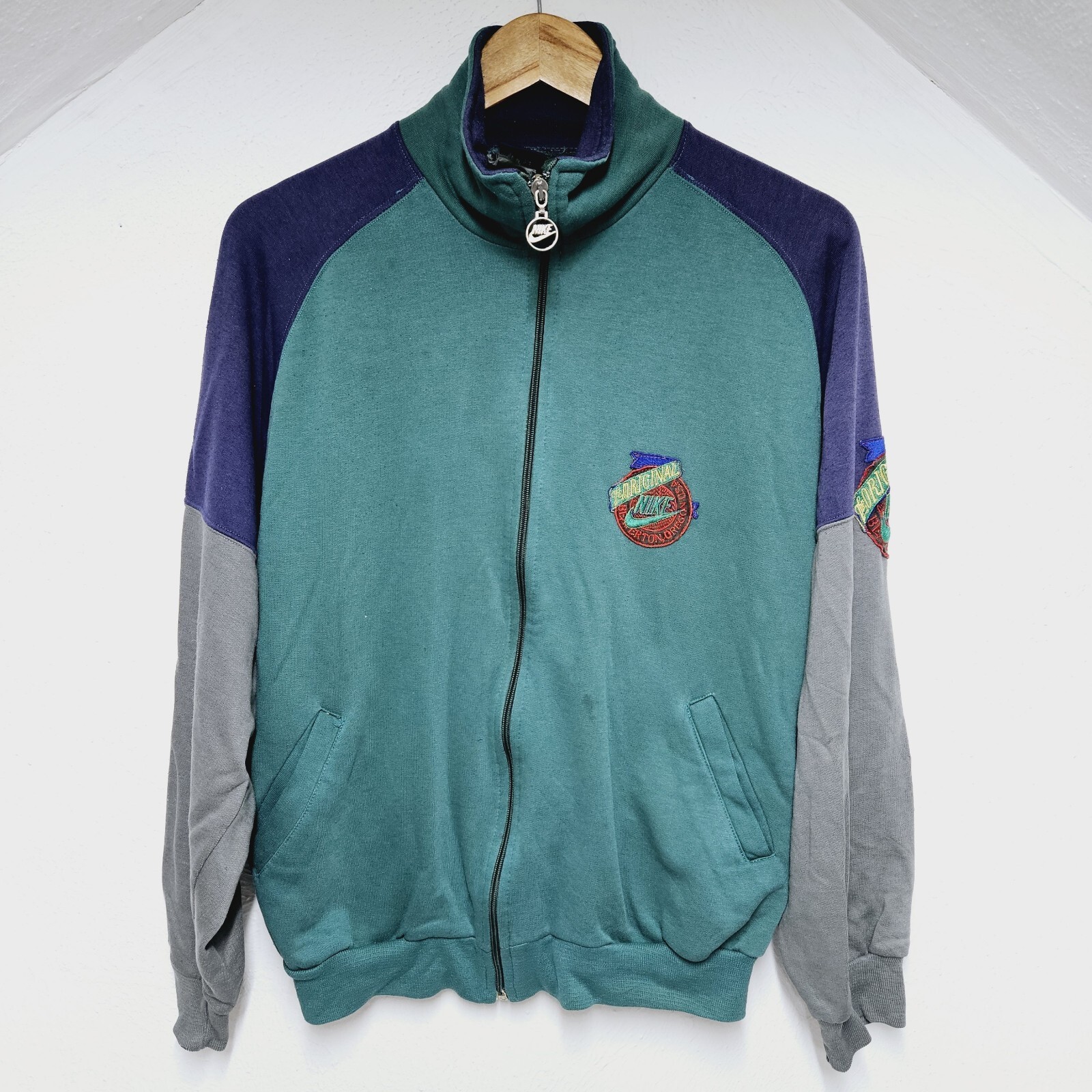 SACAI X NIKE Giacca vintage Nike Oregon taglia media The Original Beaverton anni 90 verde zip