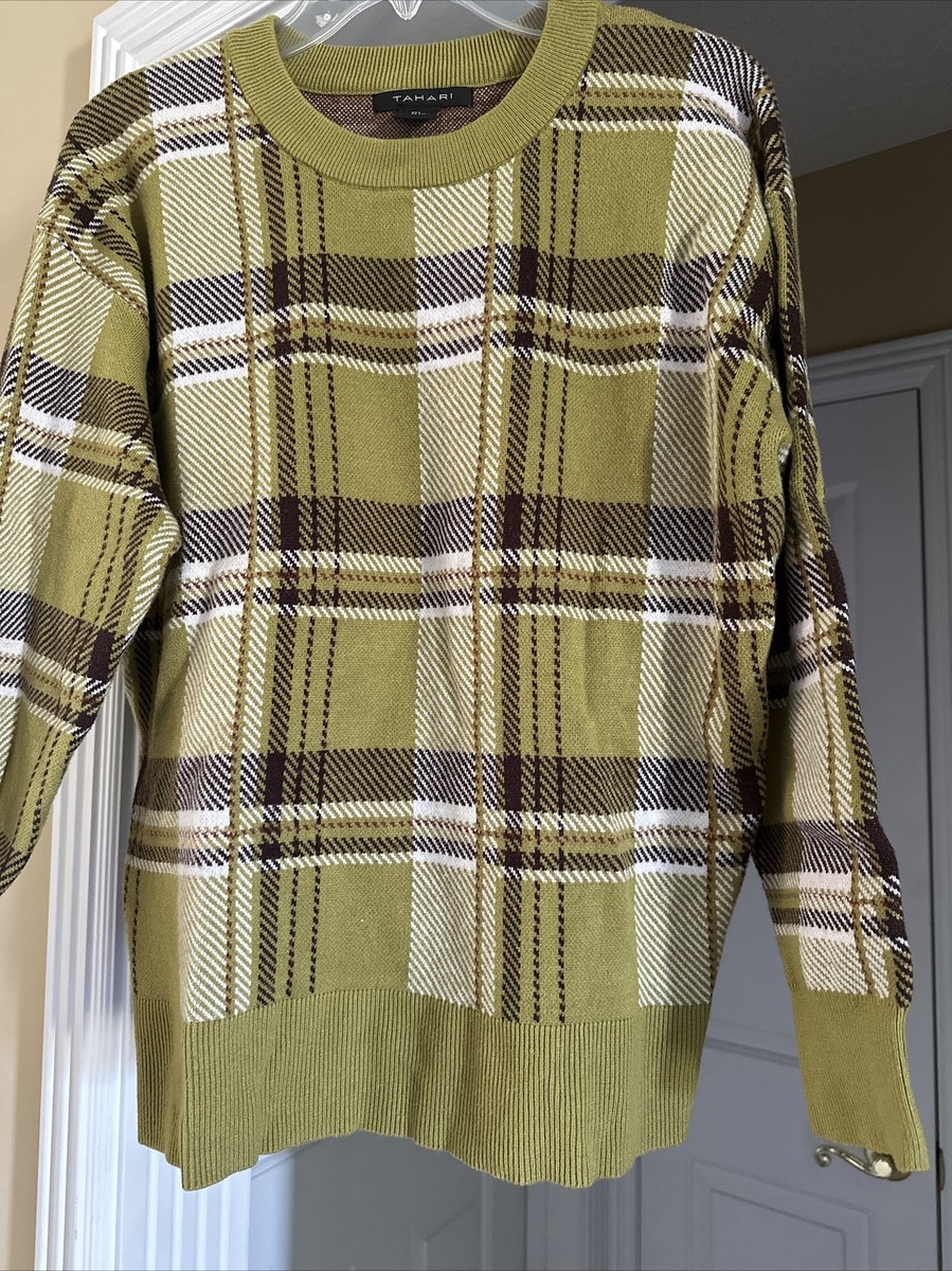 Tahari Size Large Pea Green Plaid Sweater with round neck