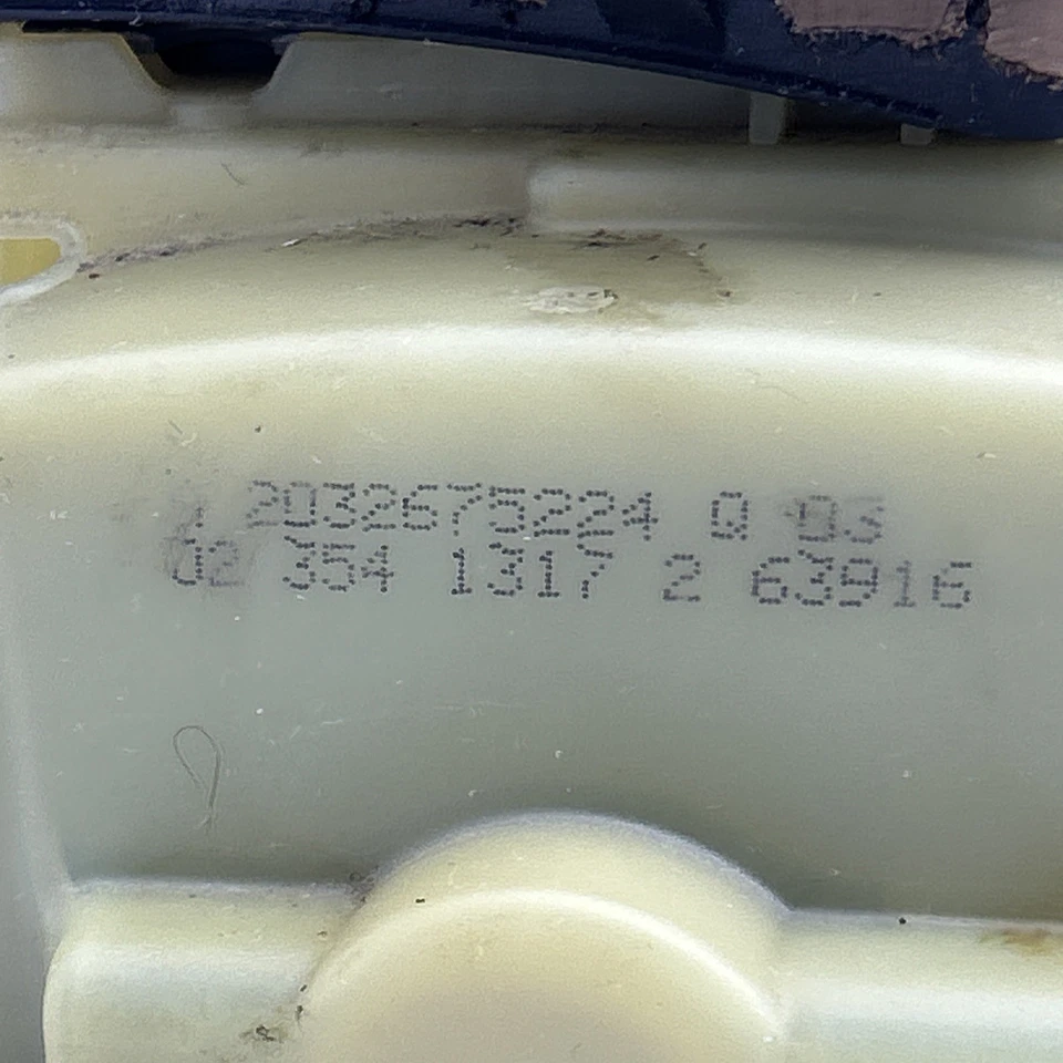 01-05 W203 MERCEDES BENZ C240 Conjunto de palanca de cambios de piso 2032675224 Foto 2 de 4