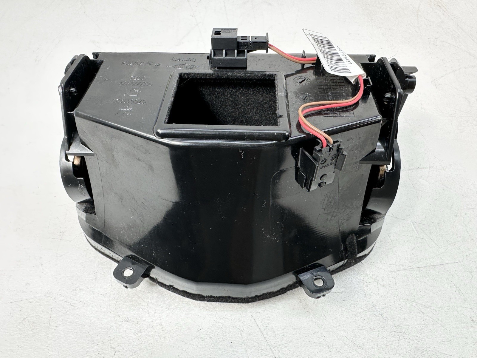 14-24 Maserati Ghibli M157 Center Console Phone Holder Compartment 670011129 OEM