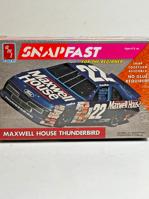 AMT/Ertl Snapfast 1/32 Scale Nascar Maxwell House #22 Ford Thunderbird Sealed